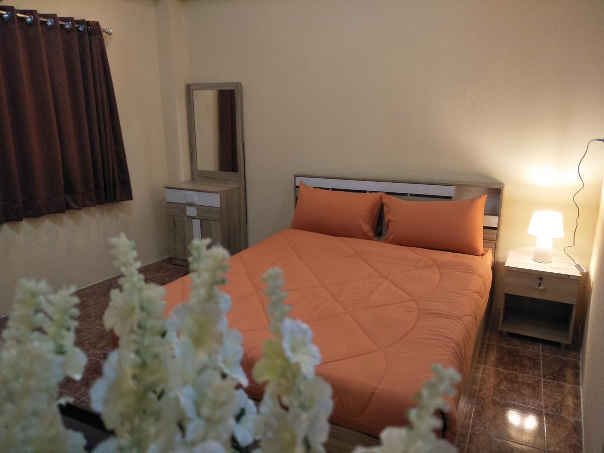 Hotel The Chillax Pattaya Exterior foto