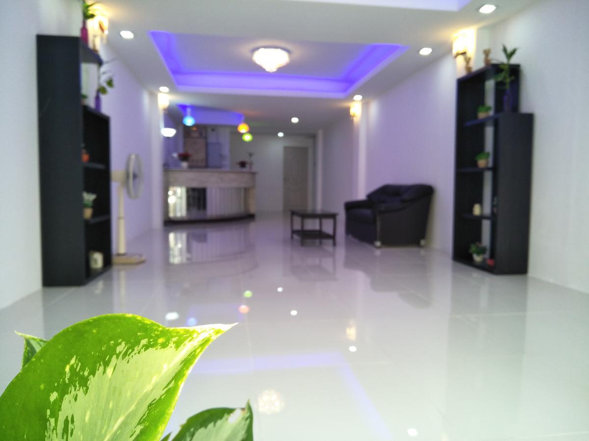 Hotel The Chillax Pattaya Exterior foto