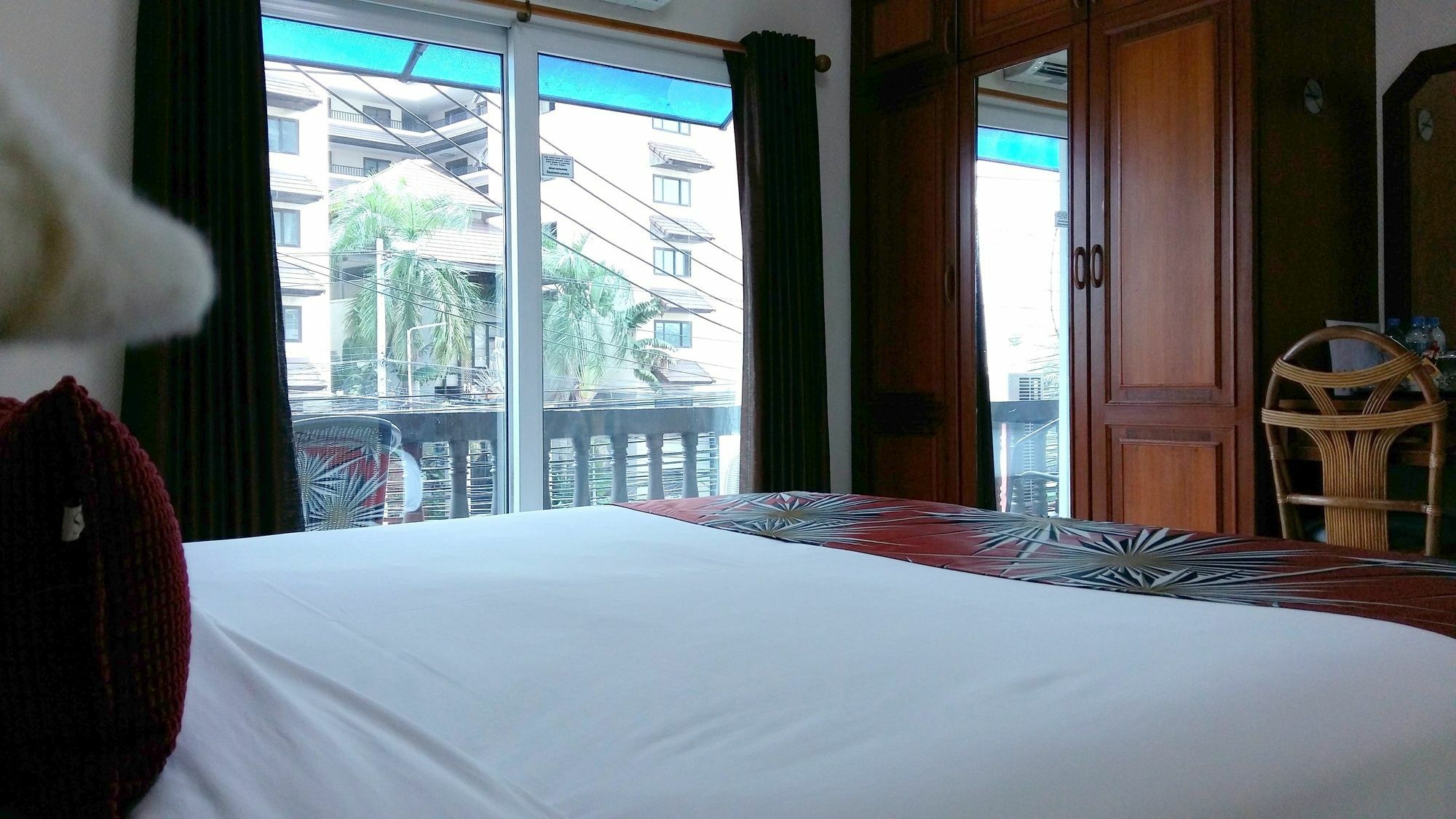 Hotel The Chillax Pattaya Exterior foto